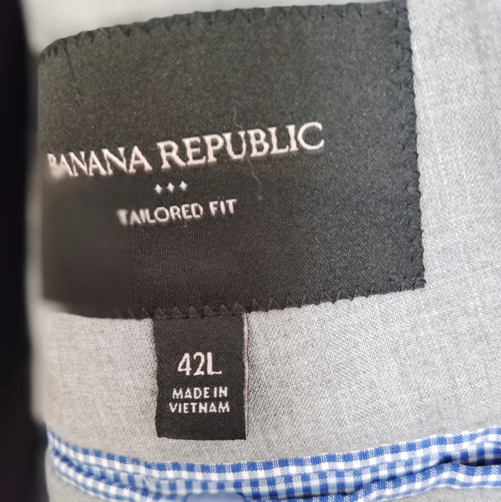 Banana Republic •excellent •no